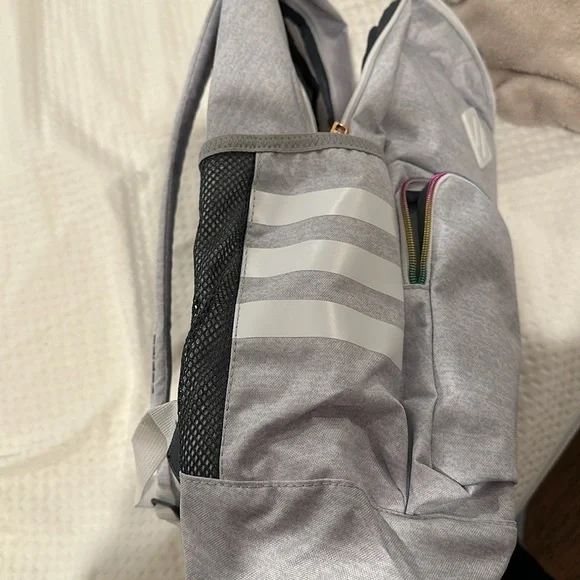 Adidas Classic 3S 4 Backpack. Jersey White/White Rainbow. - Picture 5 of 8